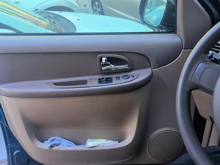 Buick GL8 2014 2.4L Classic Edition фото 7