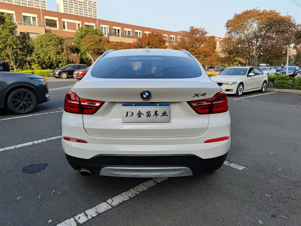 BMW X4 2014 xDrive20i X Design Package фото 11