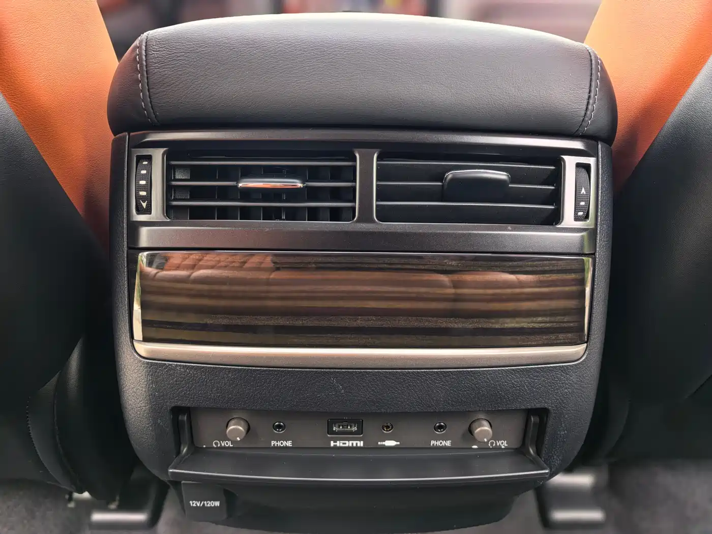 Lexus LX 2019 570 Peak Special Edition фото 16