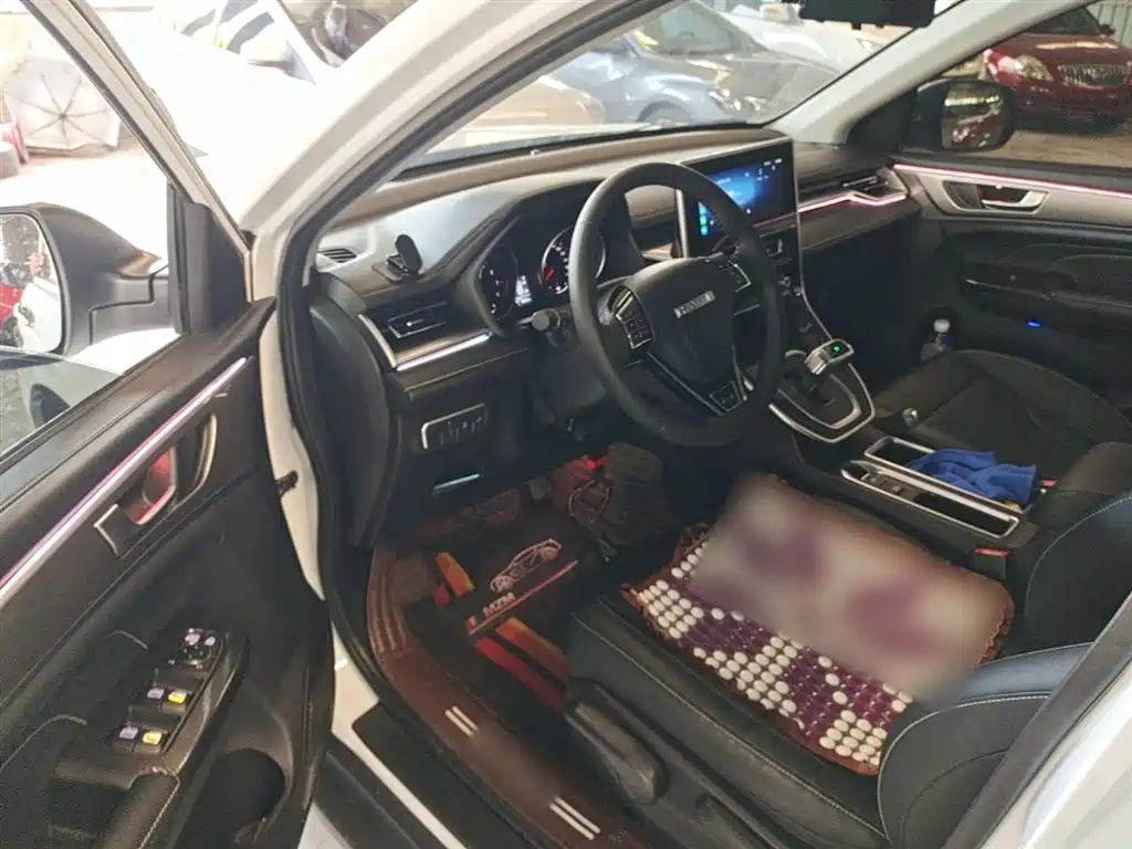 Haval M6 2023 PLUS 1.5T DCT Luxury Smart Connect фото 16