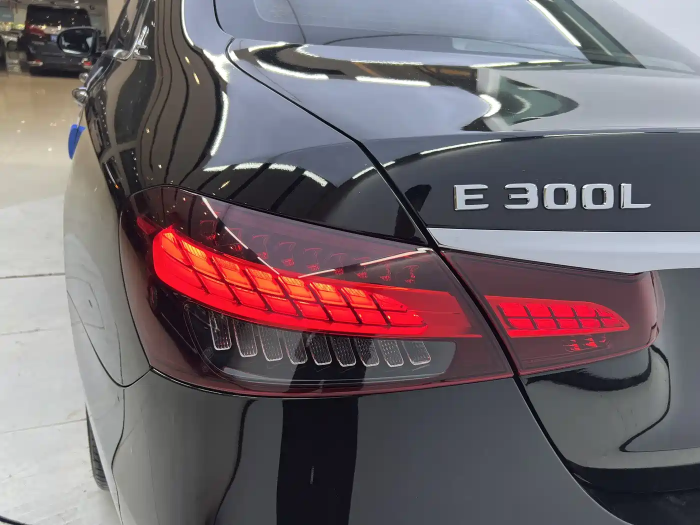 Mercedes-Benz E-Class 2022 Second Facelift E 300 L Luxury фото 7