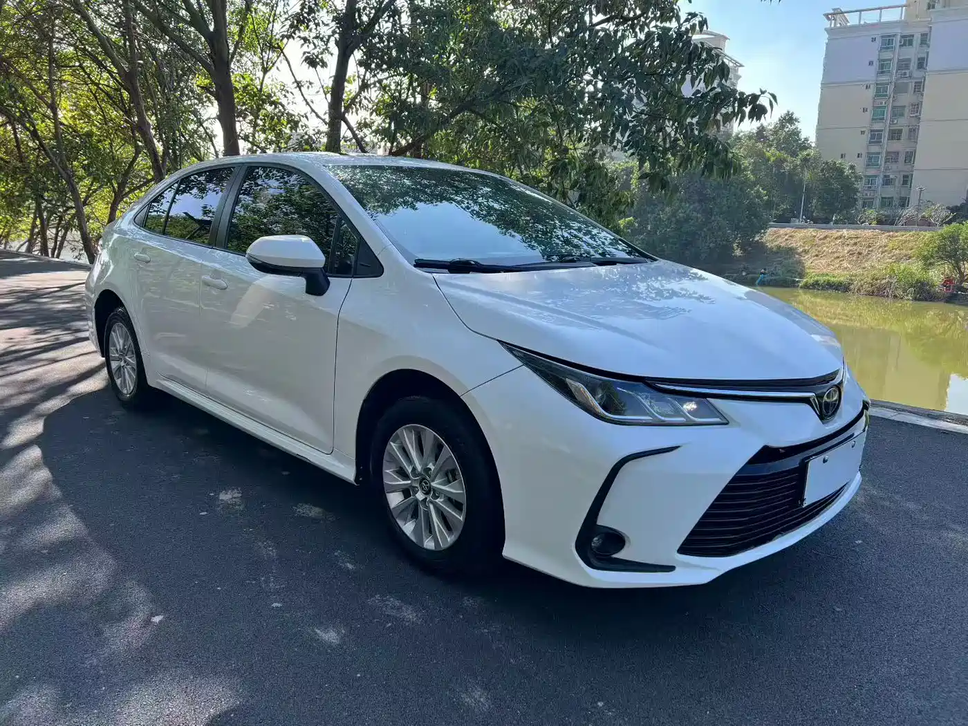 Toyota Corolla 2019 1.2T S-CVT GL-i Elite Edition фото 3