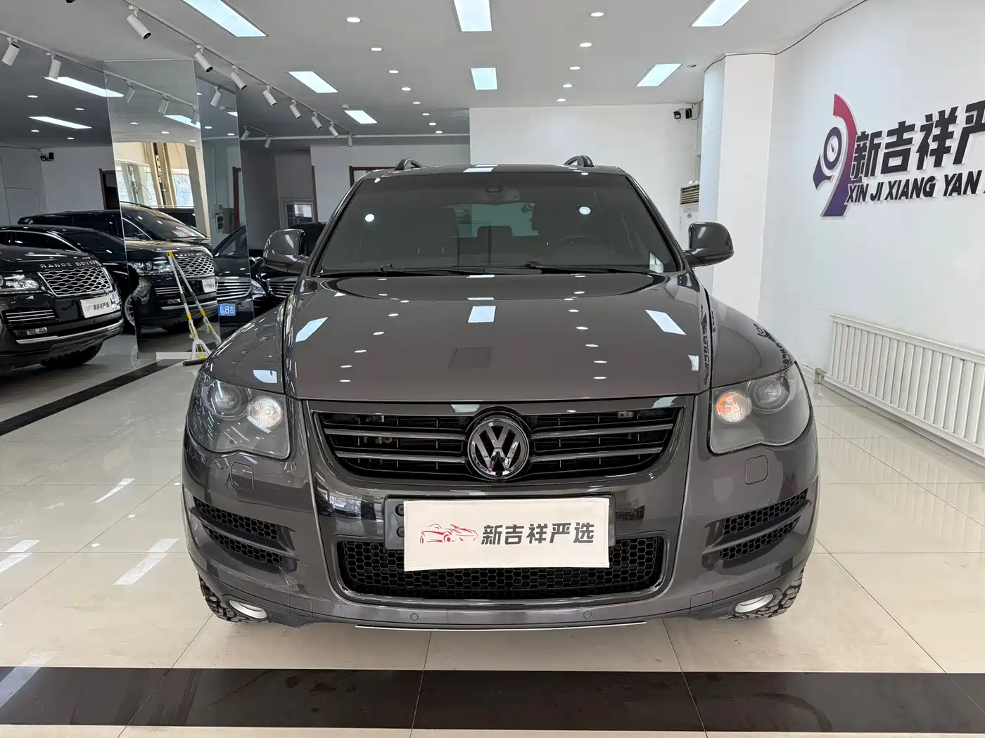 Volkswagen Touareg 2010 3.6 Limited Top Edition фото 2