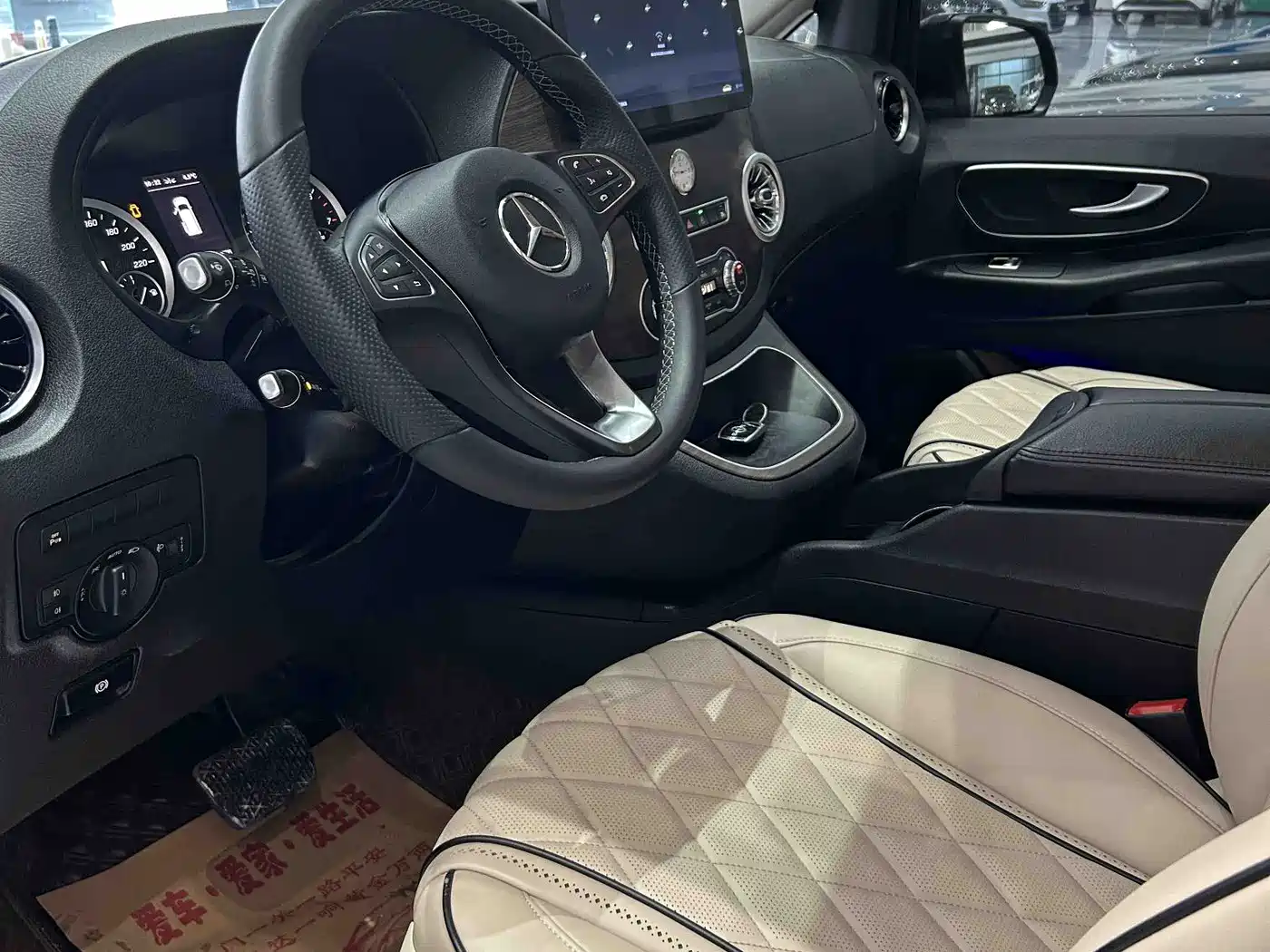 MERCEDES-BENZ VITO