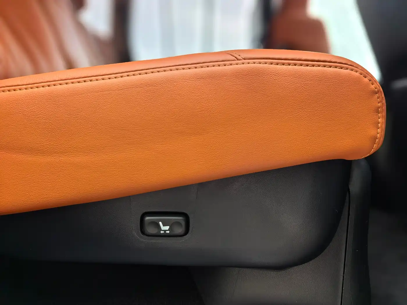 Lexus LX 2019 570 Peak Special Edition фото 29