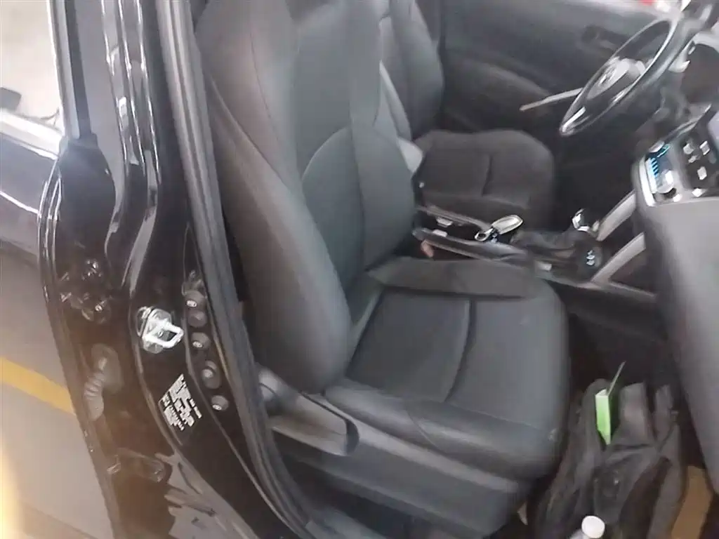 Toyota Frontlander 2022 2.0L CVT Elite фото 25