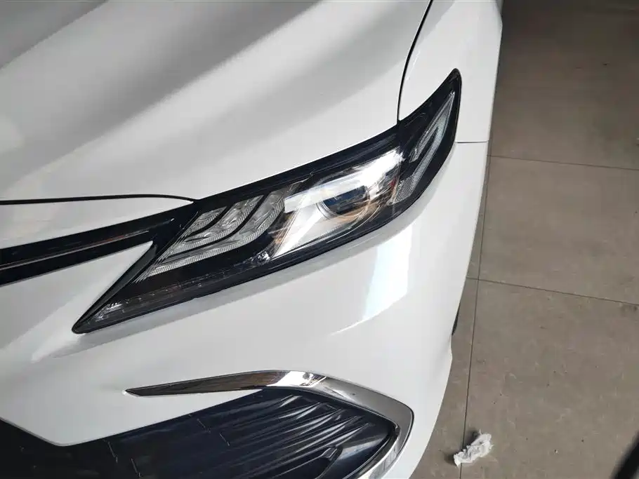 Toyota Camry 2021 2.5G Luxury Edition фото 5