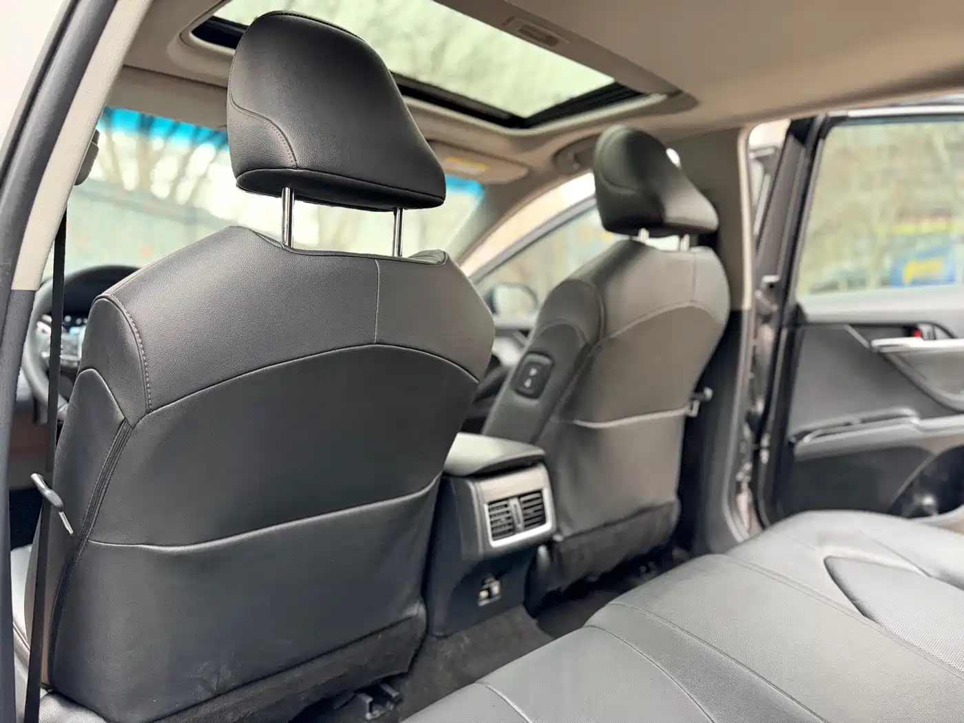 Toyota Camry 2021 2.0G Luxury Edition фото 7