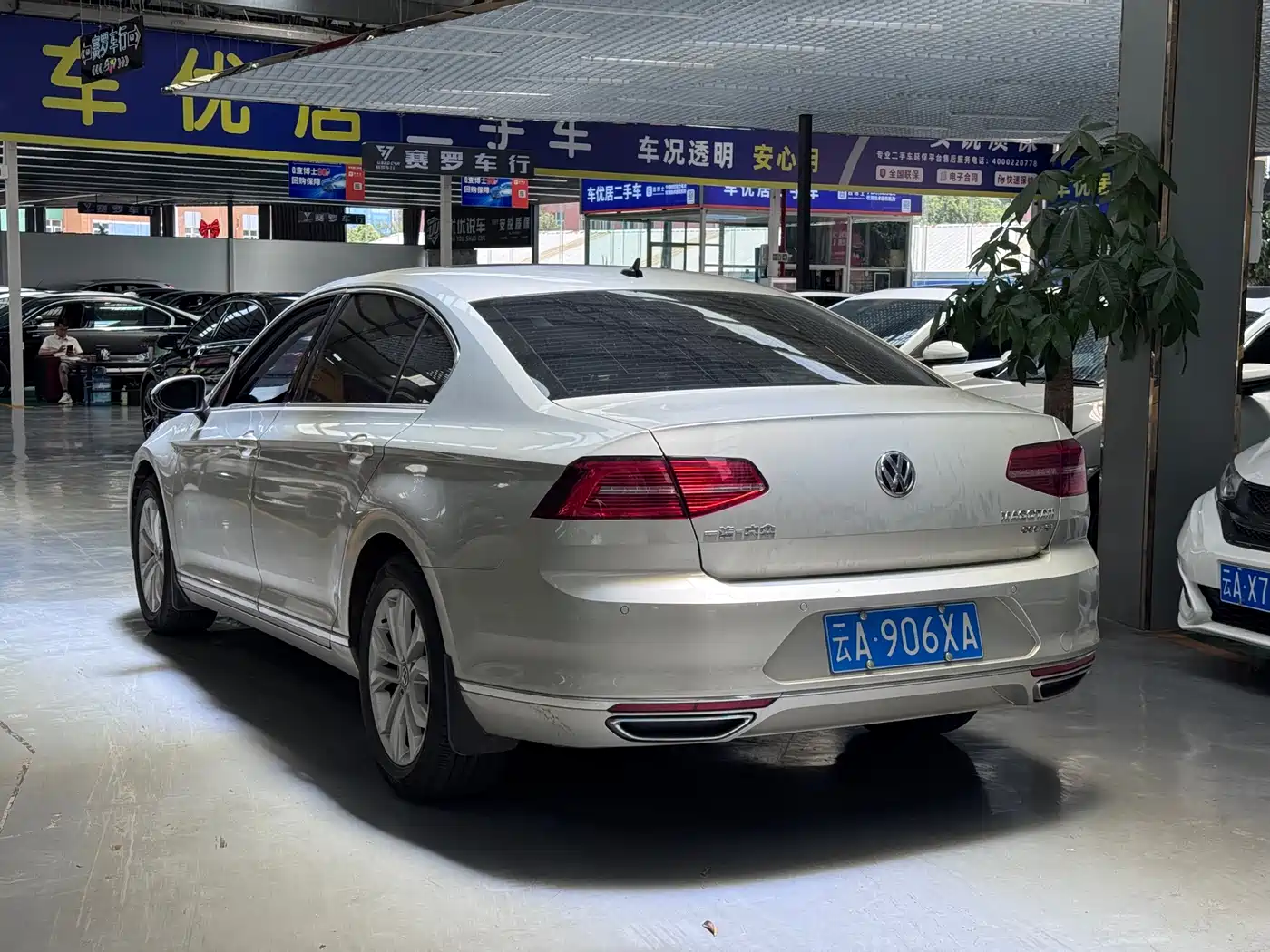 Volkswagen Magotan 2019 330TSI DSG Luxury Class China VI фото 8