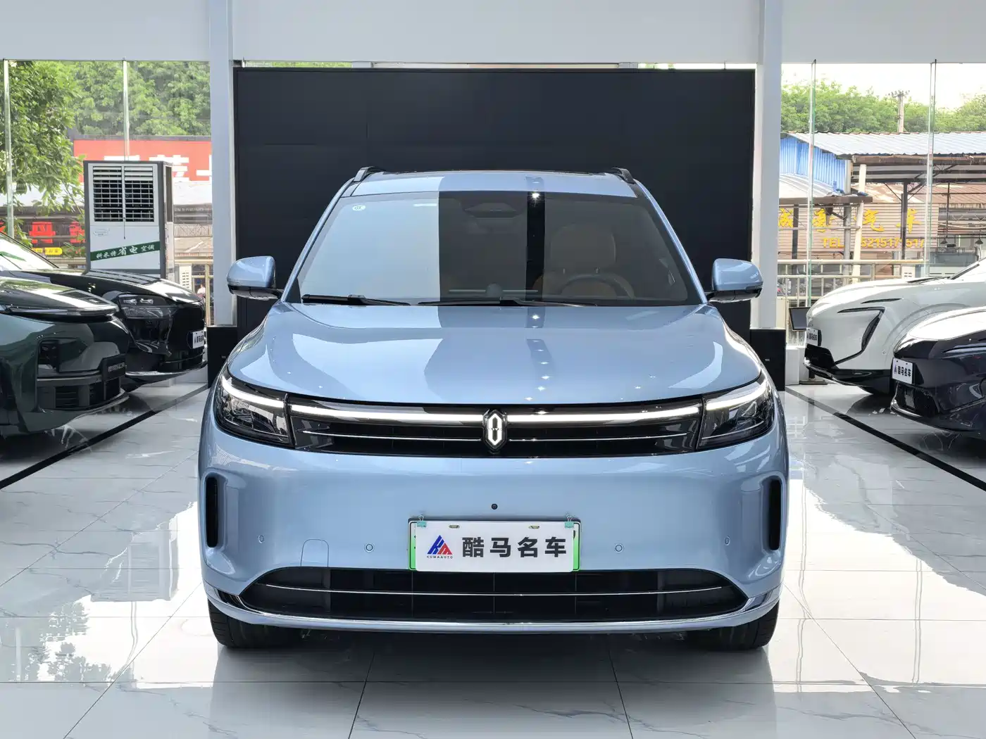AITO Wenjie AITO M7 2024 1.5T Smart Drive AWD Pro 5-seater фото 2