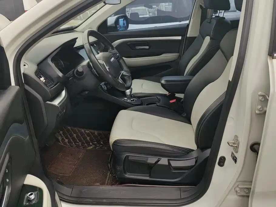 Фото 9 - Haval H2s