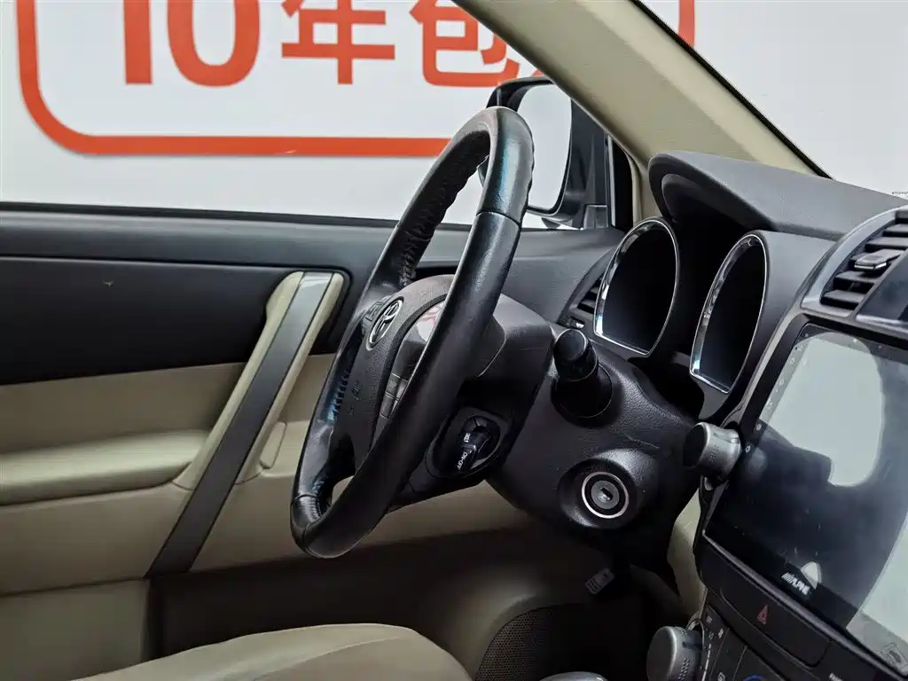 Toyota Highlander 2011 2.7L 2WD 5-seat Sport фото 22