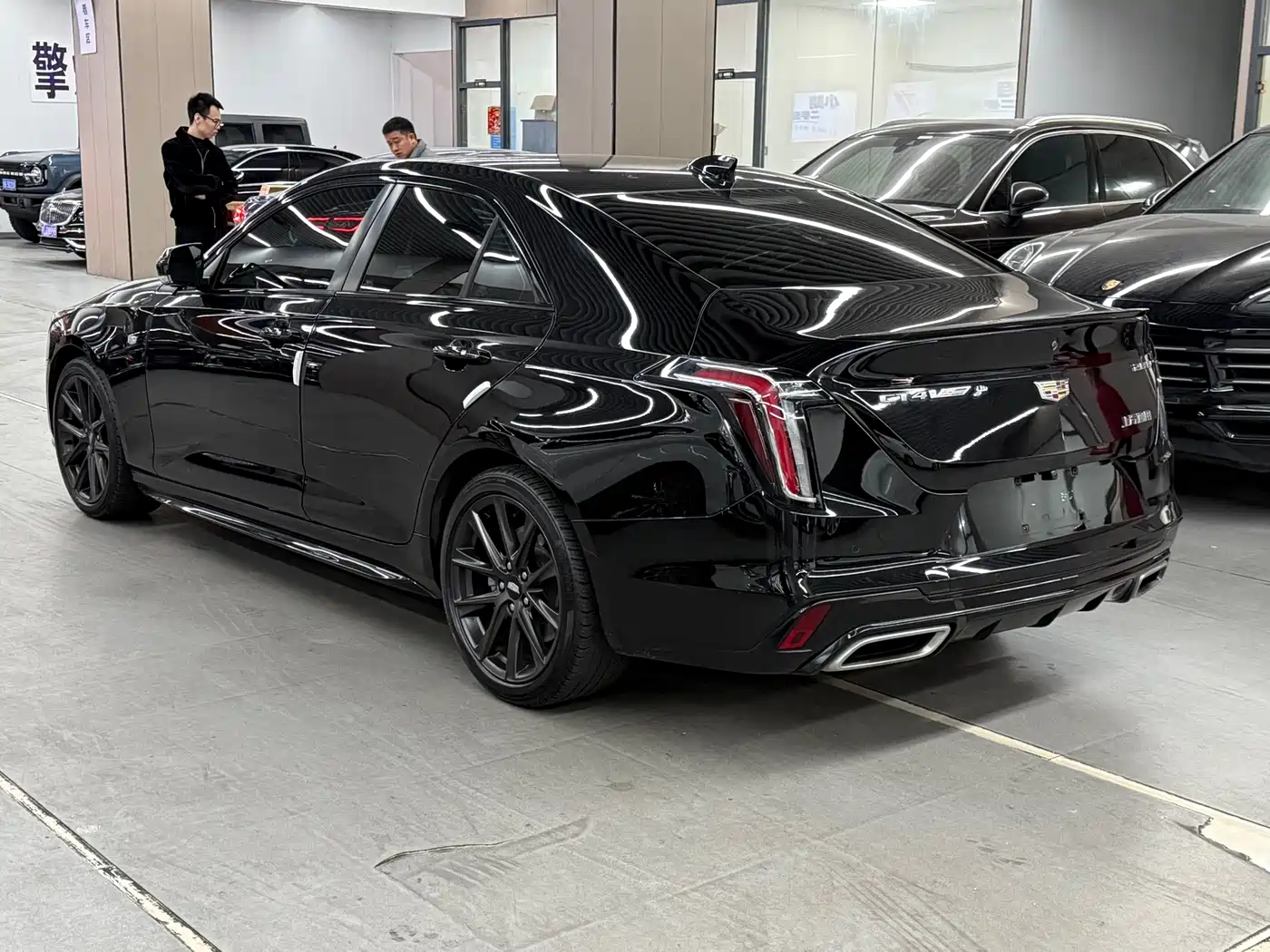 Cadillac CT4 2021 28T Premium Edition фото 16