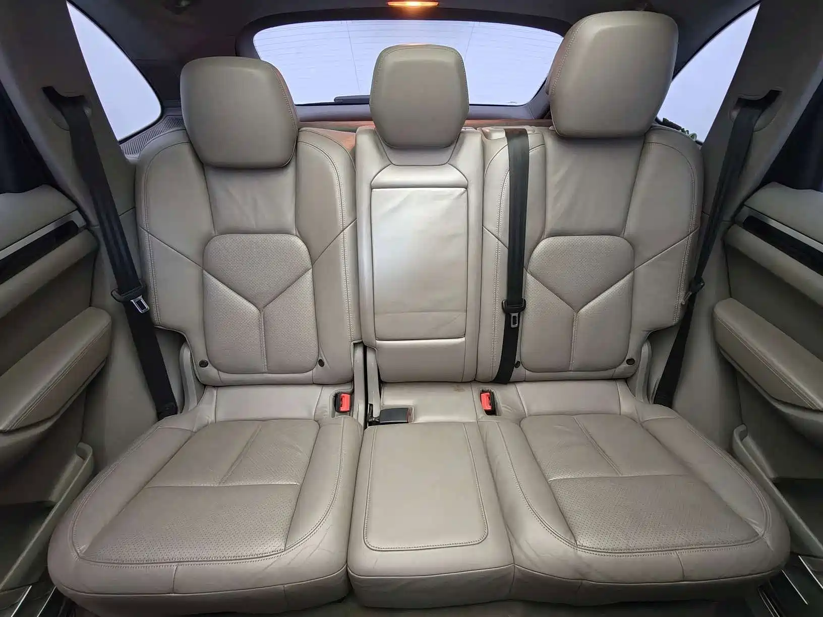 Photo 15 - Porsche Cayenne