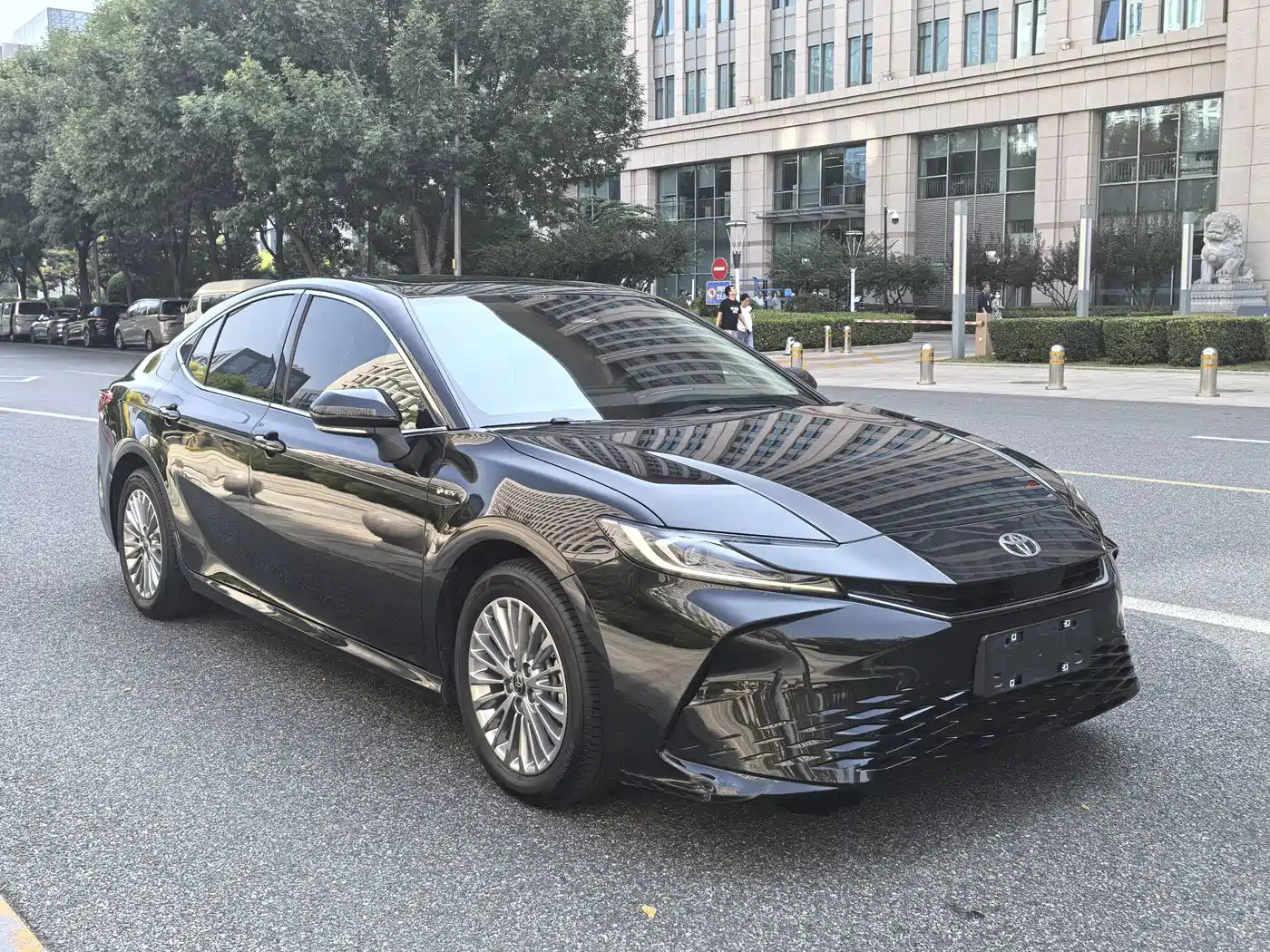 Toyota Camry 2025 2024 Hybrid 2.0HE Elite Edition