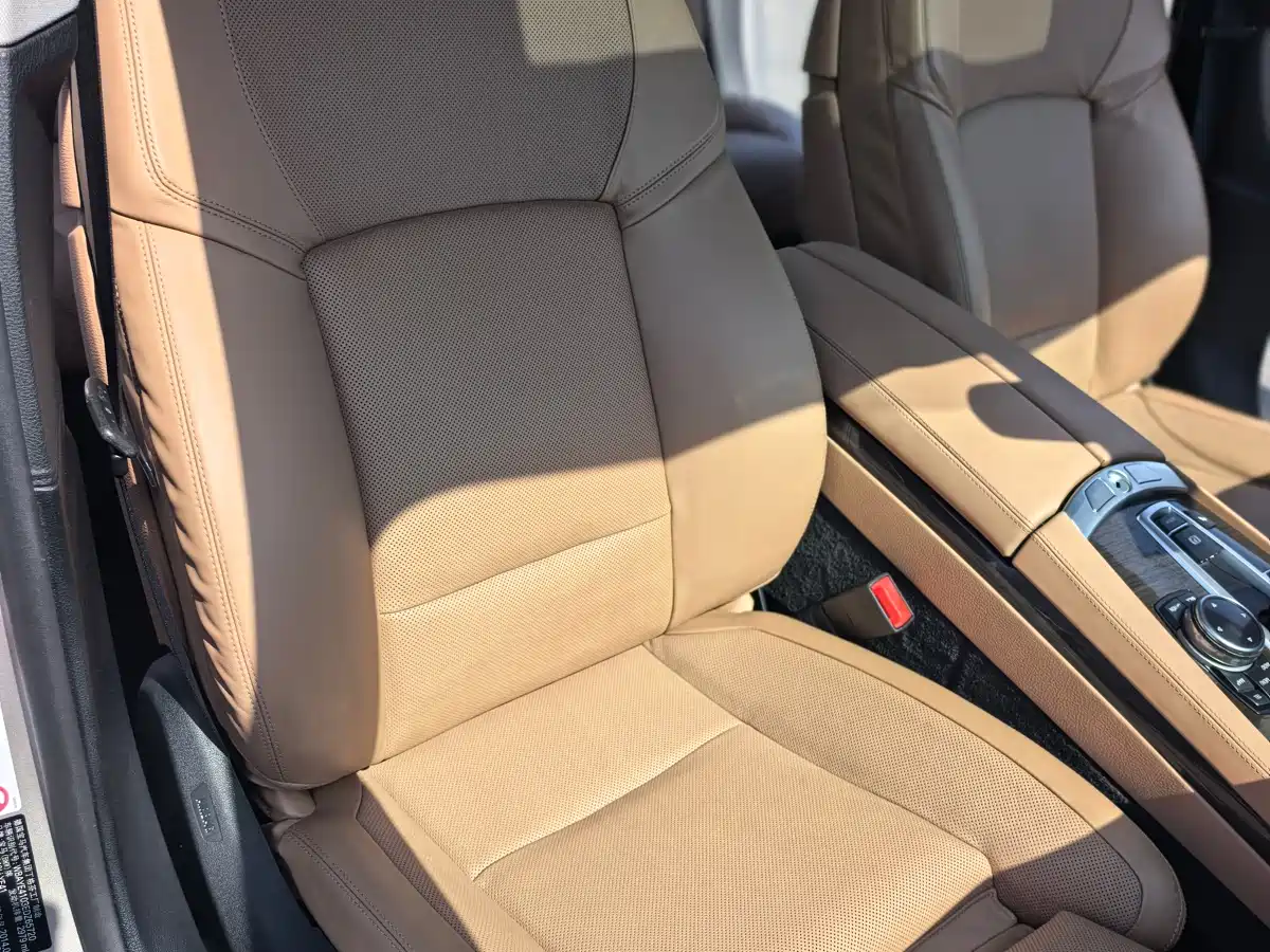 BMW 7 Series 2013 Model 740Li Leading фото 17