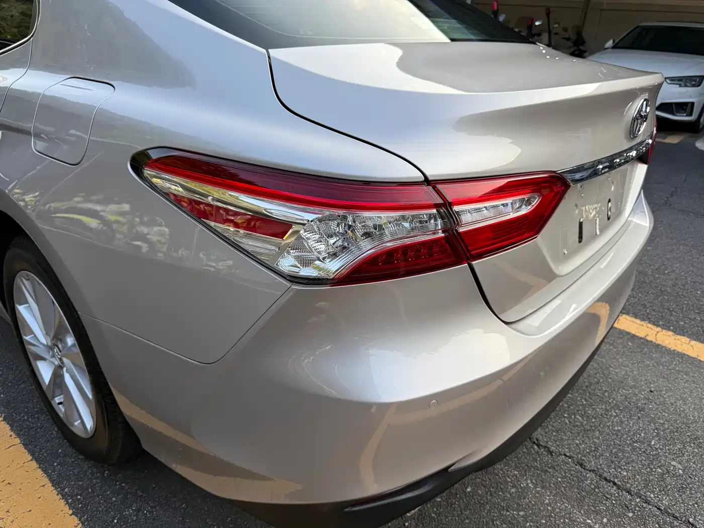 Toyota Camry 2021 2.0G Luxury Edition фото 19