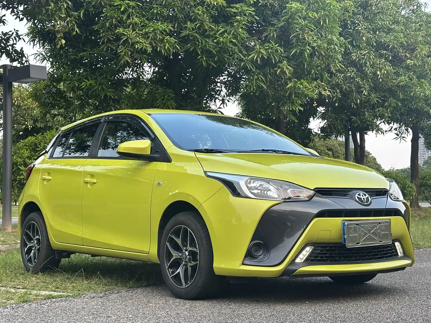 Toyota YARiS L Zhi Xuan 2016 Facelift 1.5E CVT Charming Edition фото 3