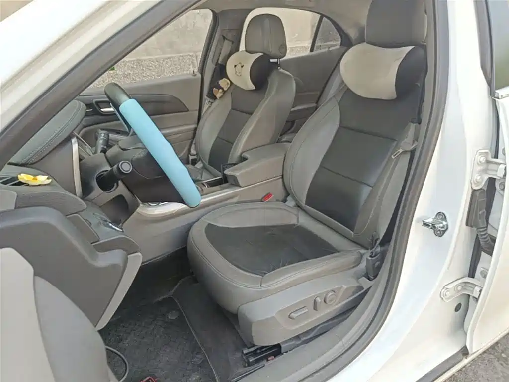 Chevrolet Malibu 2014 2.0L Automatic Luxury фото 15
