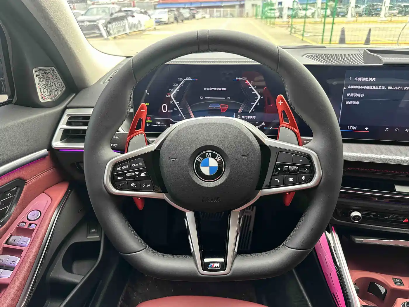 BMW 3 Series 2025 330Li M Sport Night Edition фото 15
