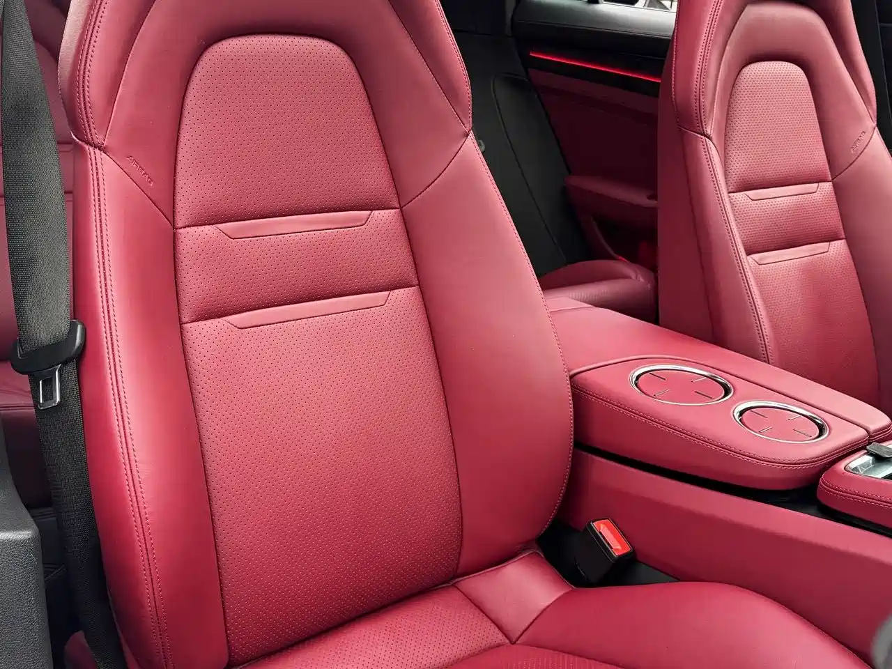 PORSCHE PANAMERA NEW ENERGY