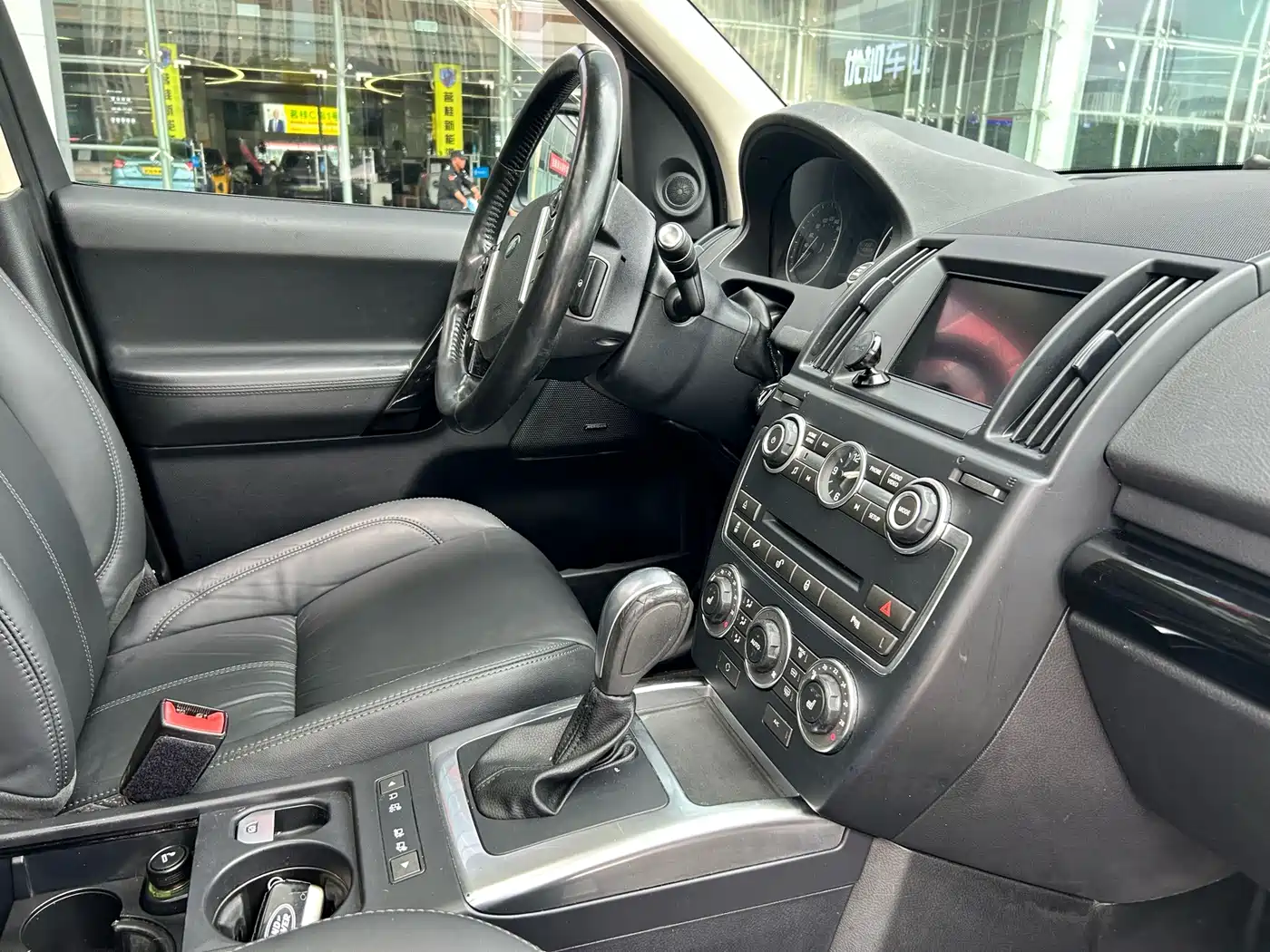 Photo 9 - Land Rover Freelander 2