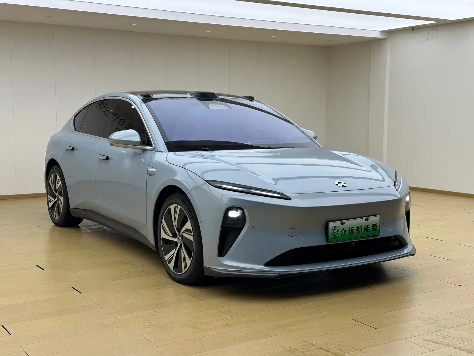 Фото 3 - NIO ET5