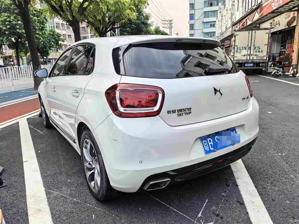 DS 4S 2018 2018 30THP Dynamic Edition