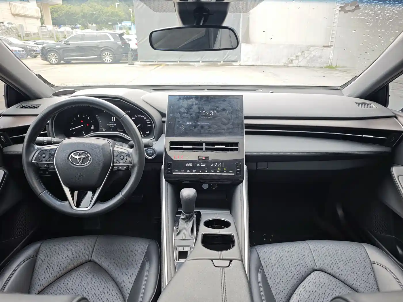 Toyota Avalon 2022 2.0L Luxury Edition фото 14