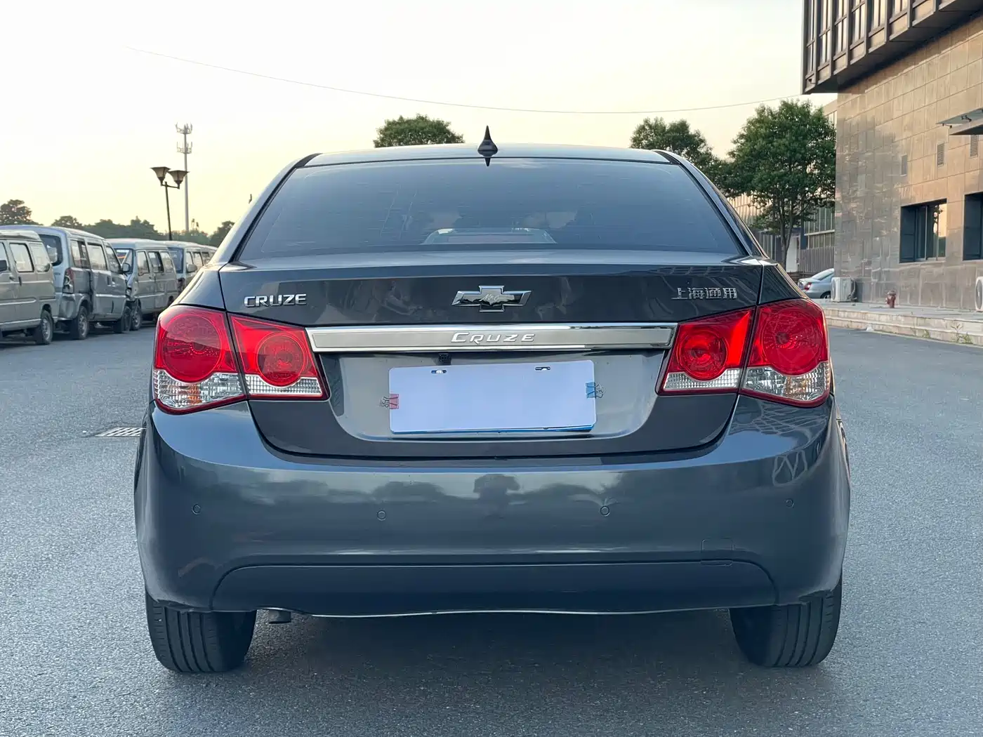 Chevrolet Cruze 2013 Model 1.6L SE AT фото 13