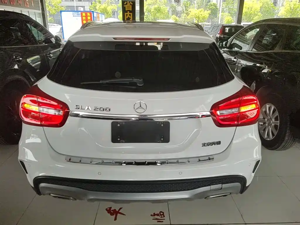 Mercedes-Benz GLA 2016 GLA 200 Fashion фото 6