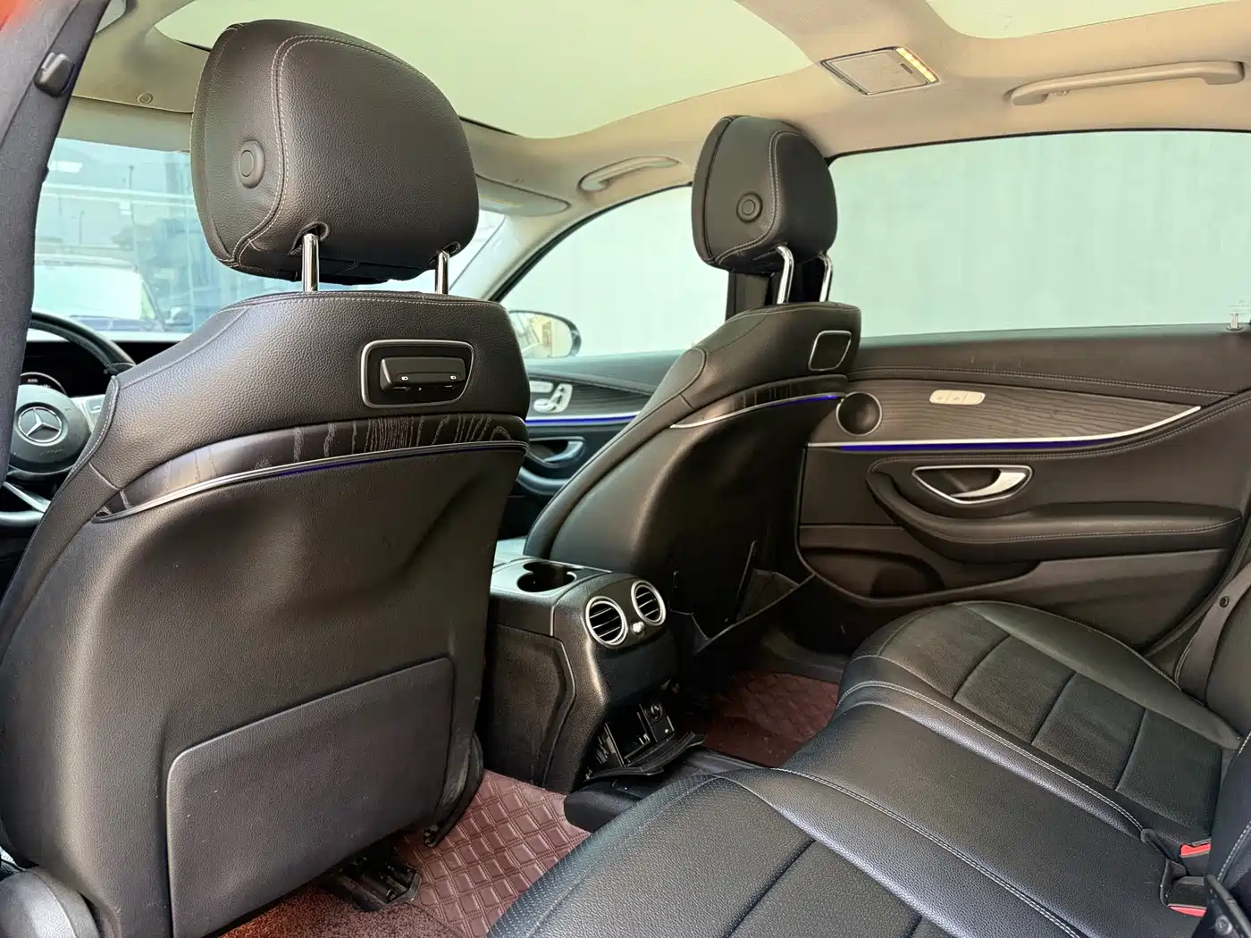 Mercedes-Benz E-Class 2019 Facelift E 300 L Sport Fashion фото 10