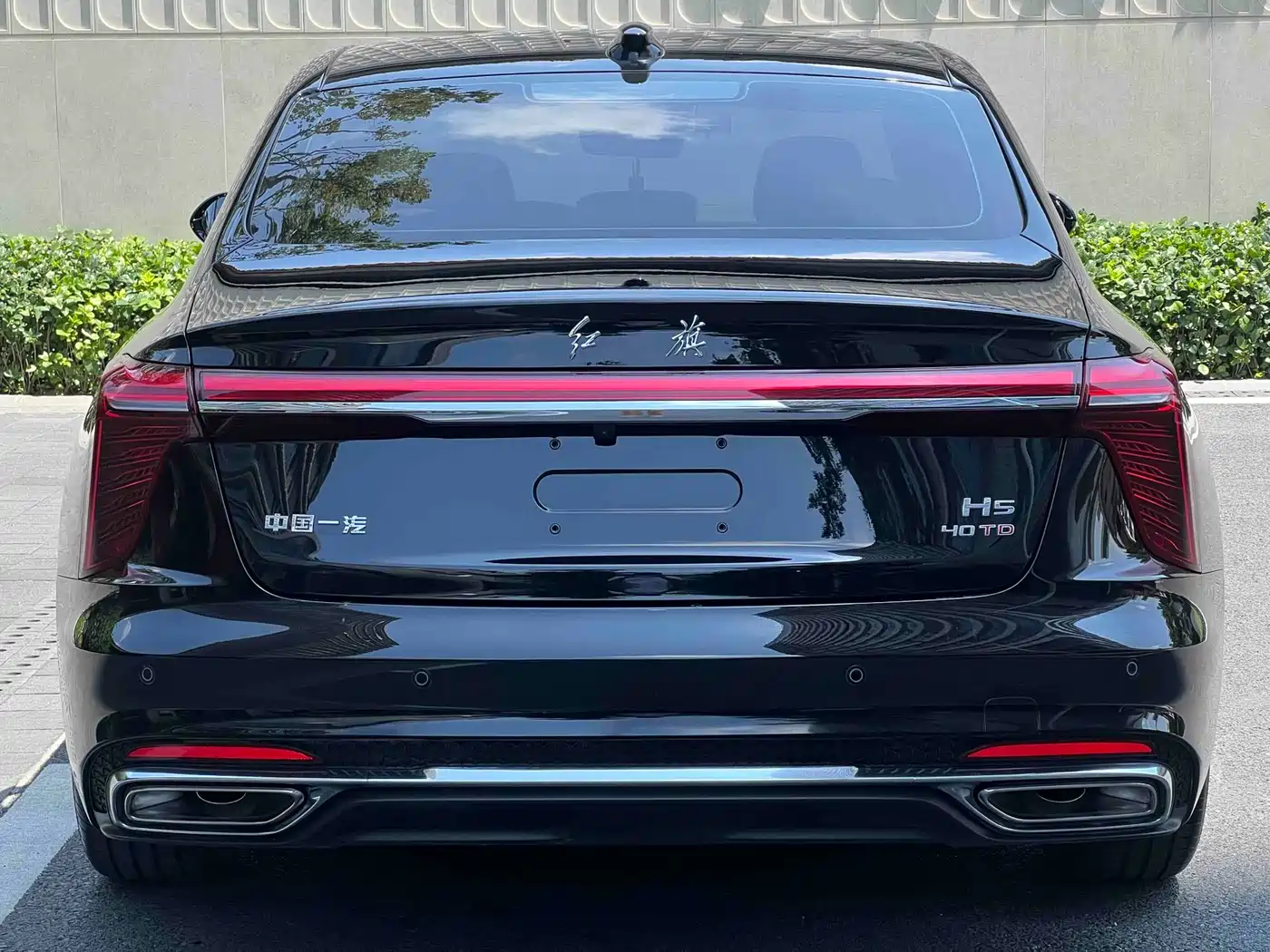 Hongqi H5 2024 2.0T Automatic Smart Connect Flag Smooth Edition фото 6