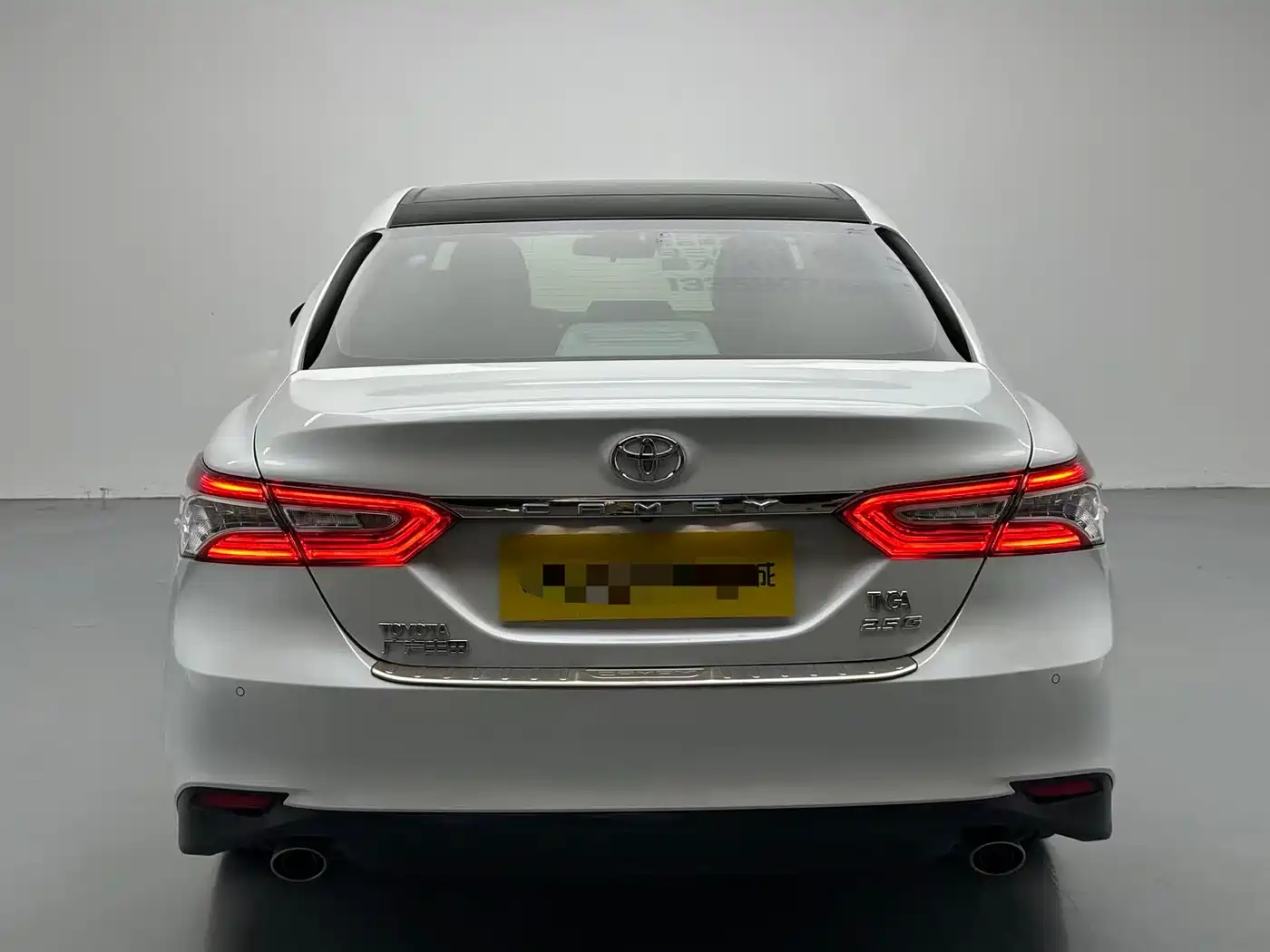 Toyota Camry 2018 2.5G Luxury Edition фото 8