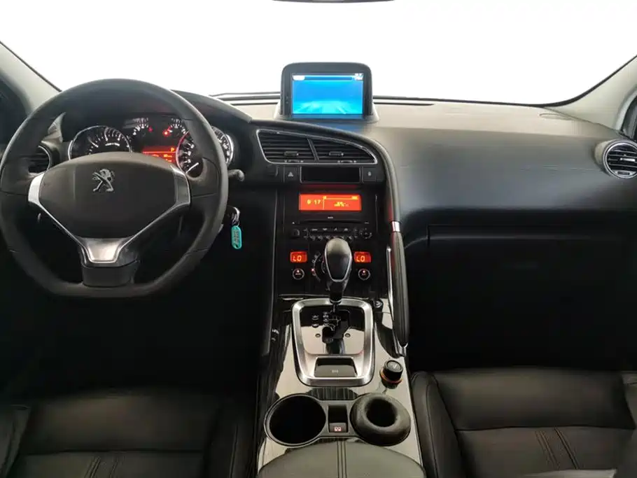 Peugeot 3008 2013 2.0L Automatic Trend Edition фото 12
