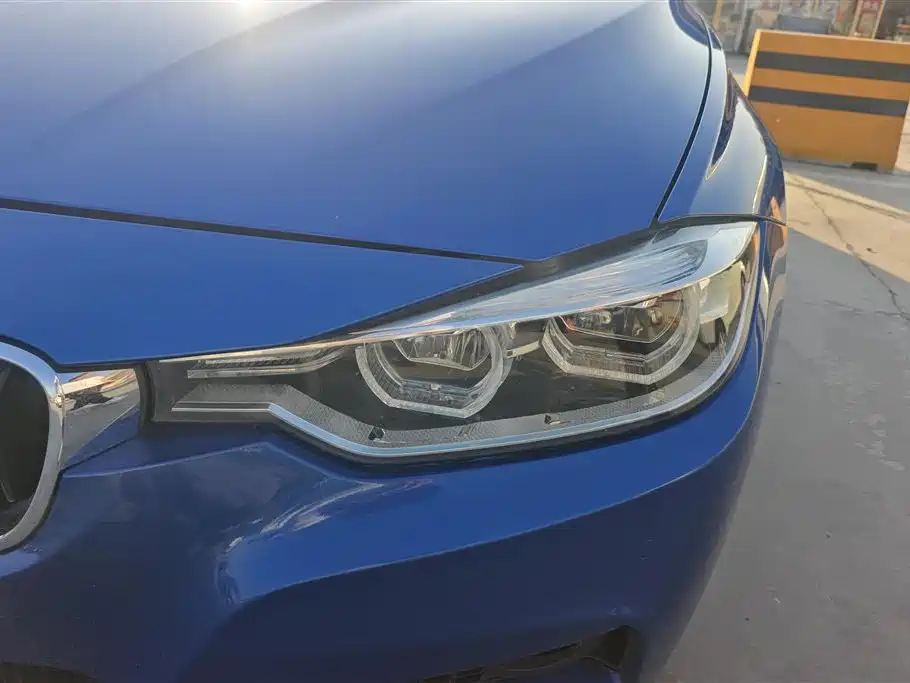 BMW 3 Series 2017 320i M Sport фото 5