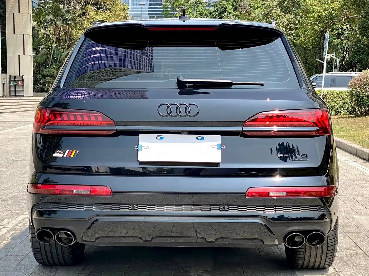AUDI Q7
