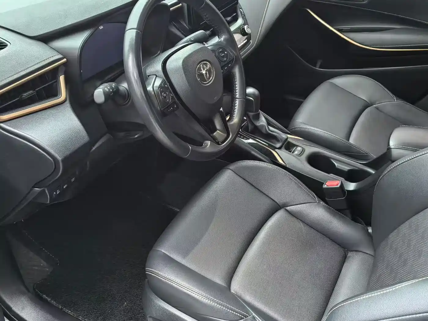 Toyota Levin GT 2023 2.0L Luxury Edition фото 3