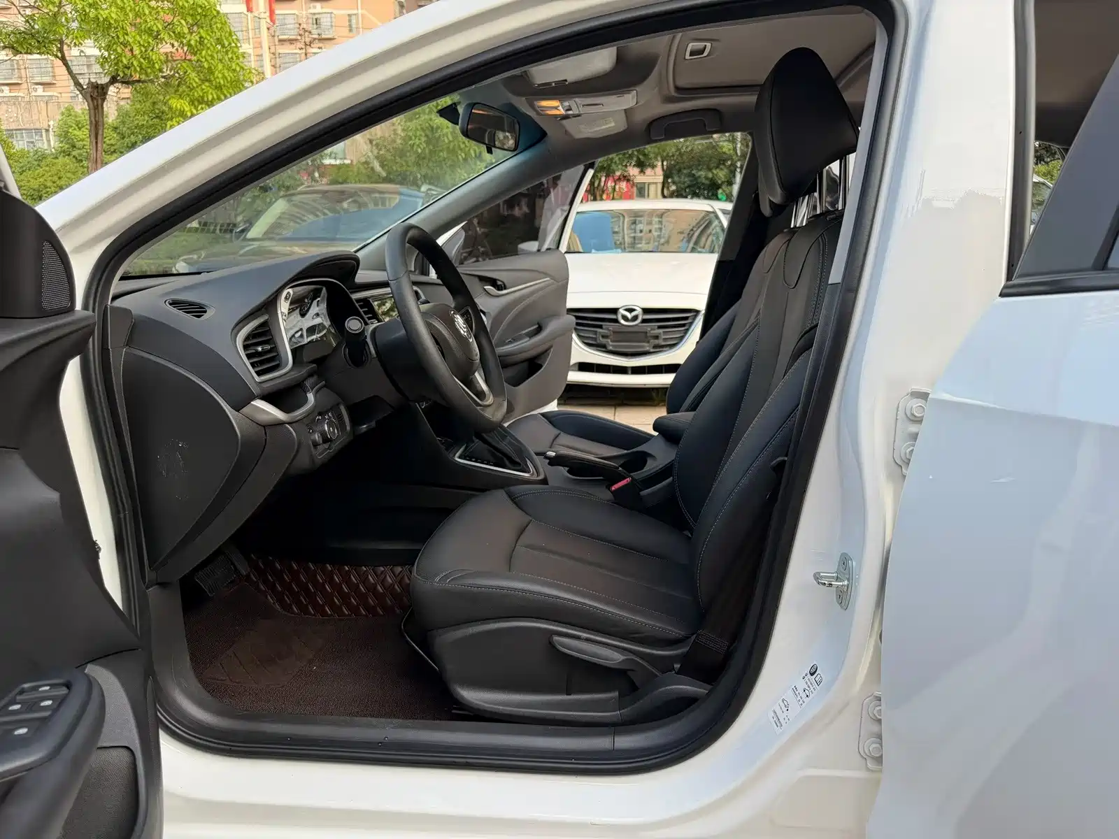 Фото 4 - Buick Excelle