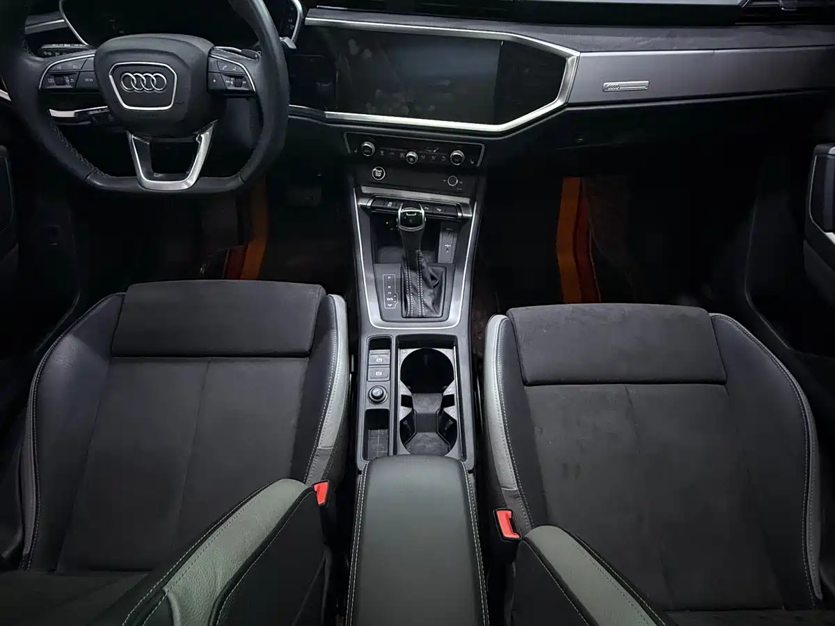 Audi Q3 2023 35 TFSI Fashion Dynamic (1.4T) фото 10