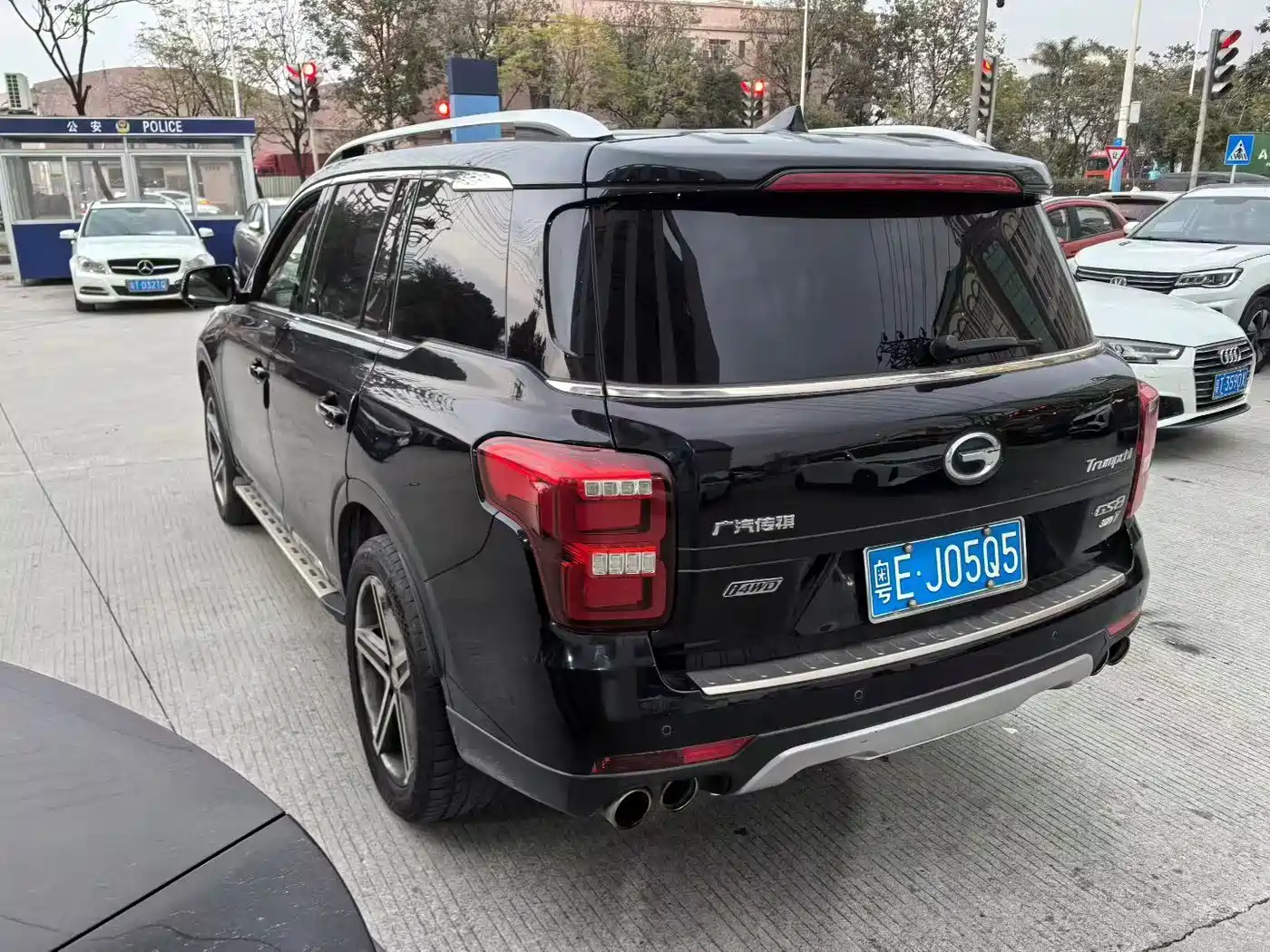 GAC Trumpchi Trumpchi GS8 2017 320T 2WD Luxury Smart Connect (7-seater) фото 6