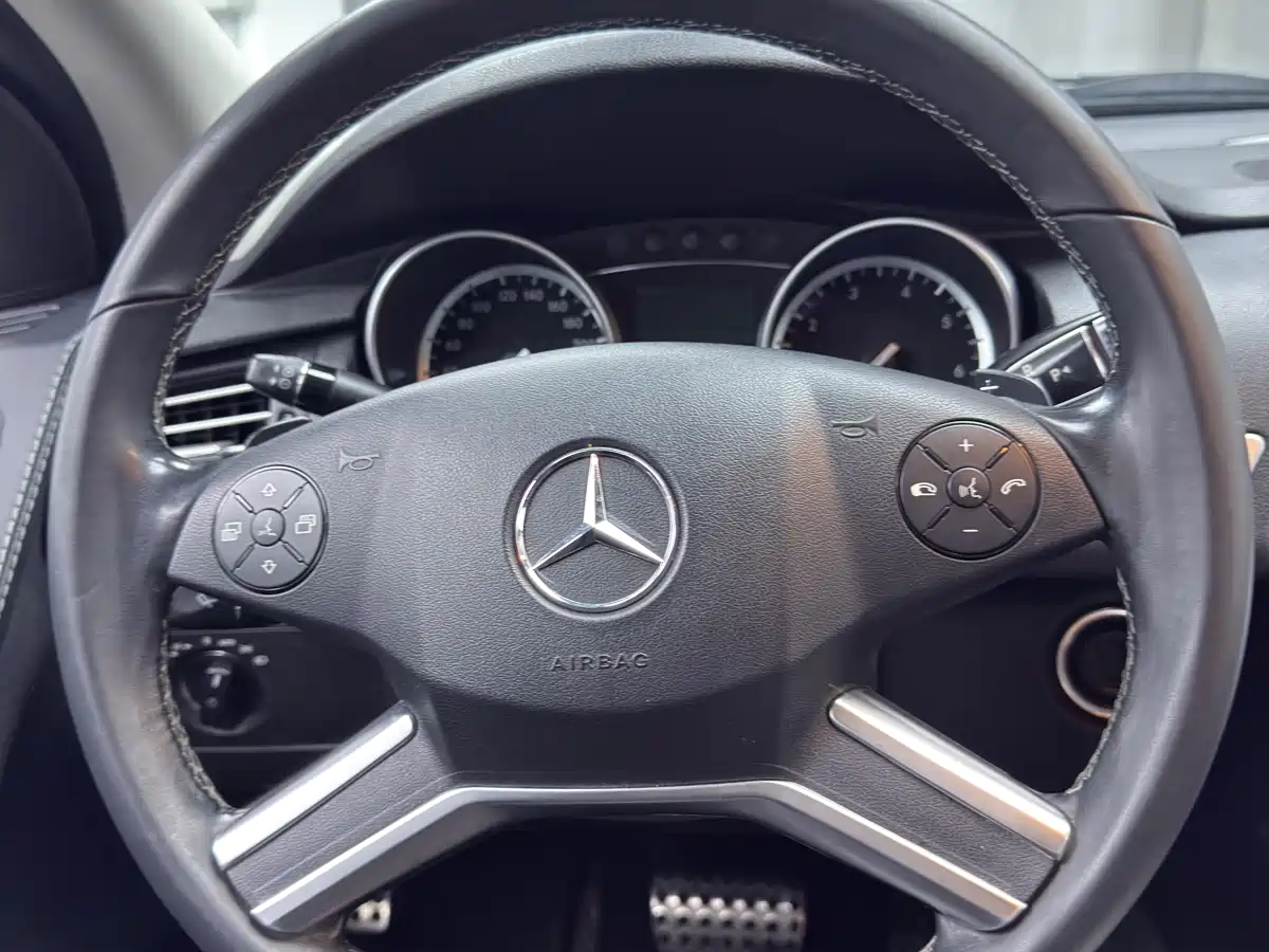 Mercedes-Benz R-Class 2015 R 320 4MATIC Luxury фото 10