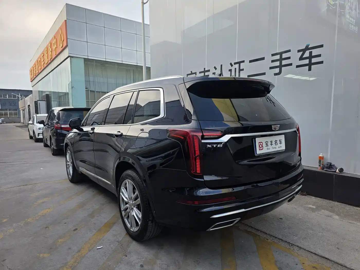 Cadillac XT6 2024 2022 2.0T 6-Seater 2WD Luxury Edition