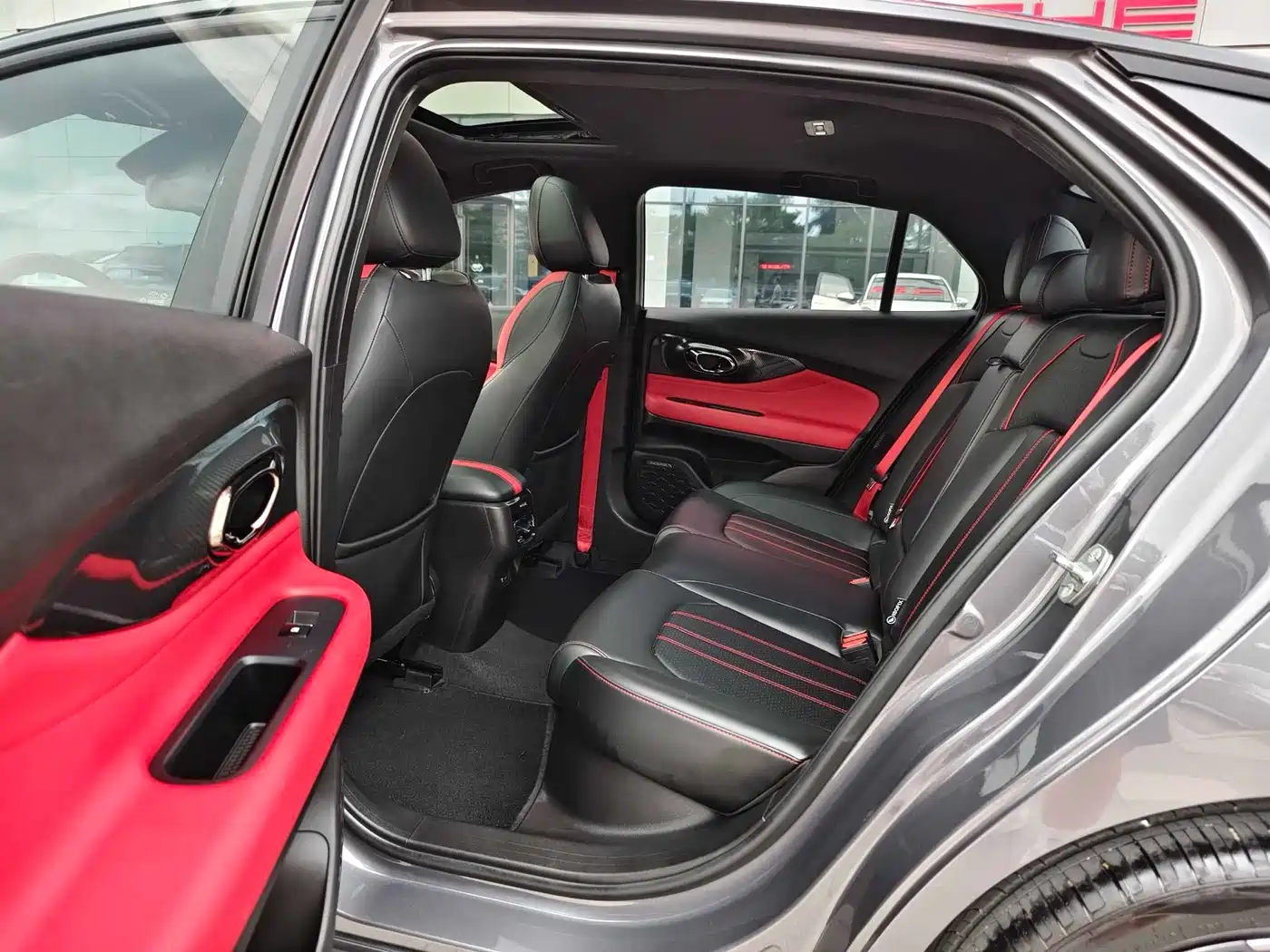 GAC Trumpchi Trumpchi Emkoo 2021 270T DCT J16 Edition фото 12