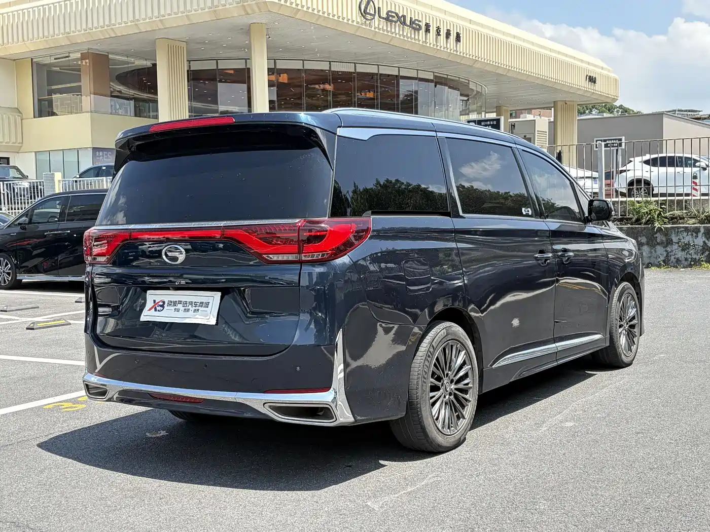 GAC Trumpchi Trumpchi M8 2021 Leading Show Series 390T Ultimate Edition фото 21