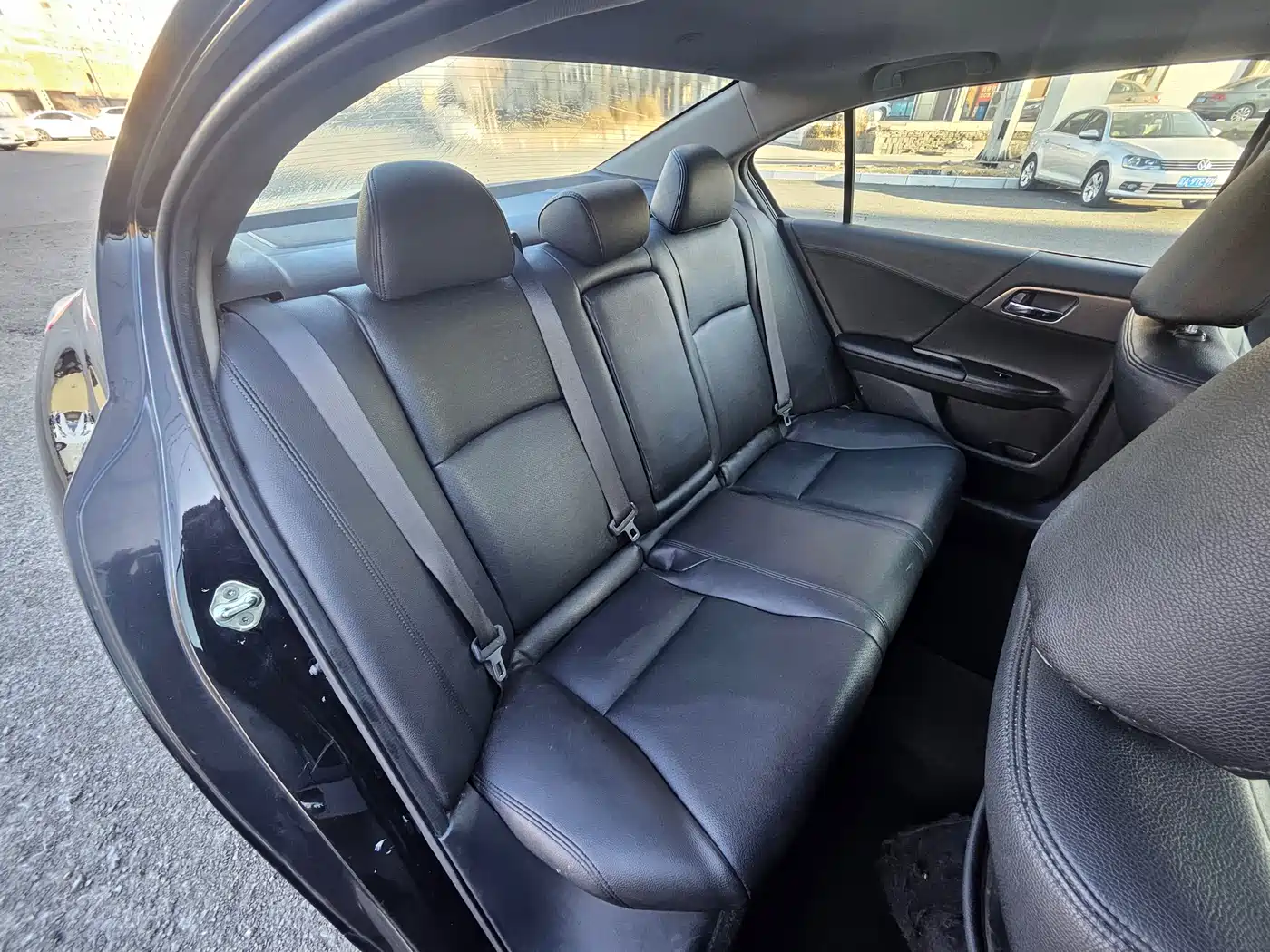 Honda Accord 2014 2.0L LX Comfort Edition фото 9