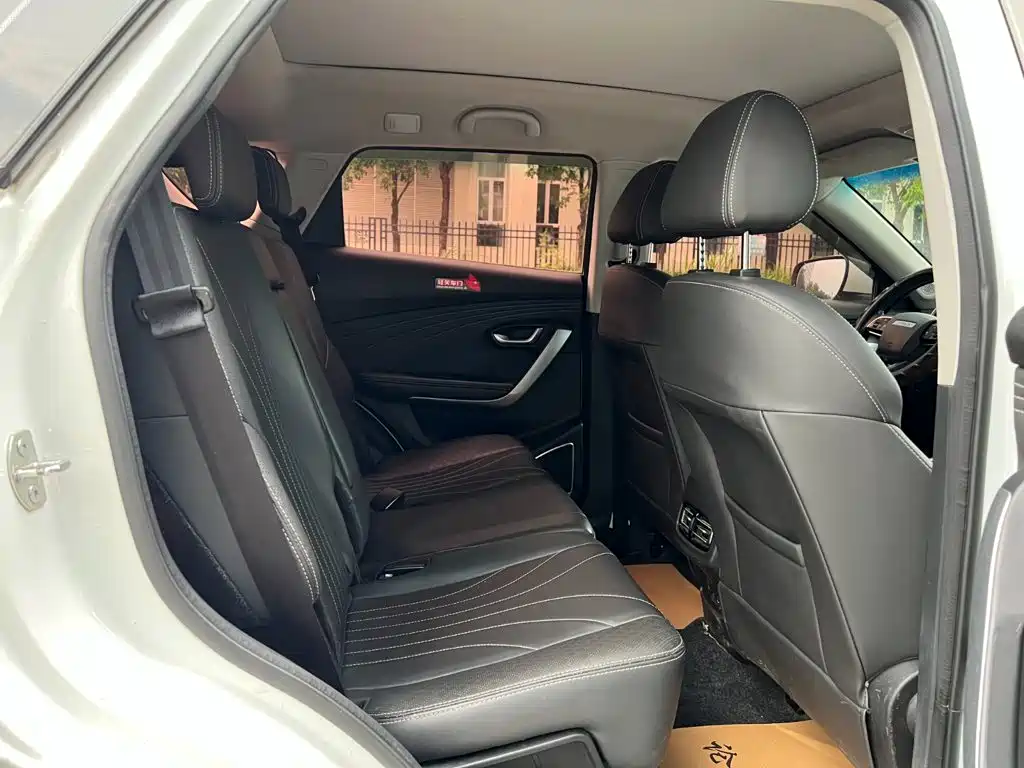 Jetour X70 2019 2018 1.5T Automatic Joy Edition