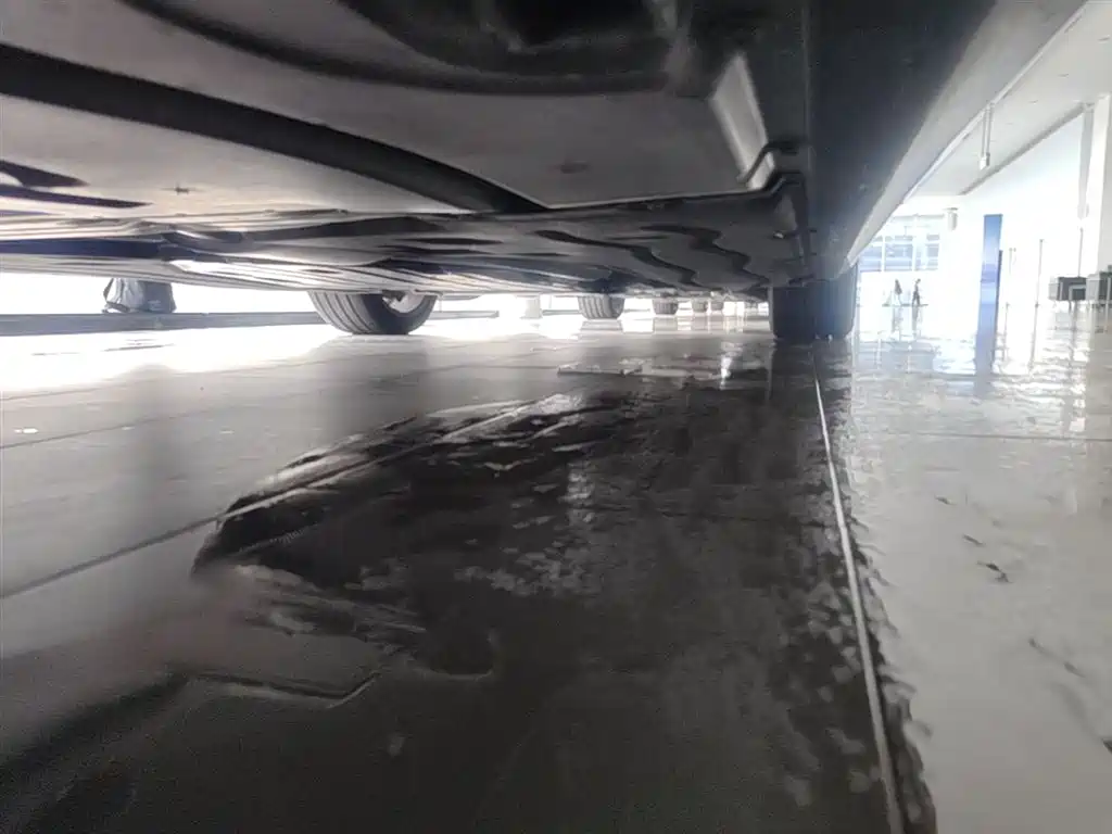 BMW 5 Series 2025 530Li Premium M Sport Package фото 4