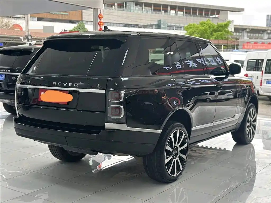 Land Rover Range Rover 2015 3.0 TDV6 Vogue фото 5