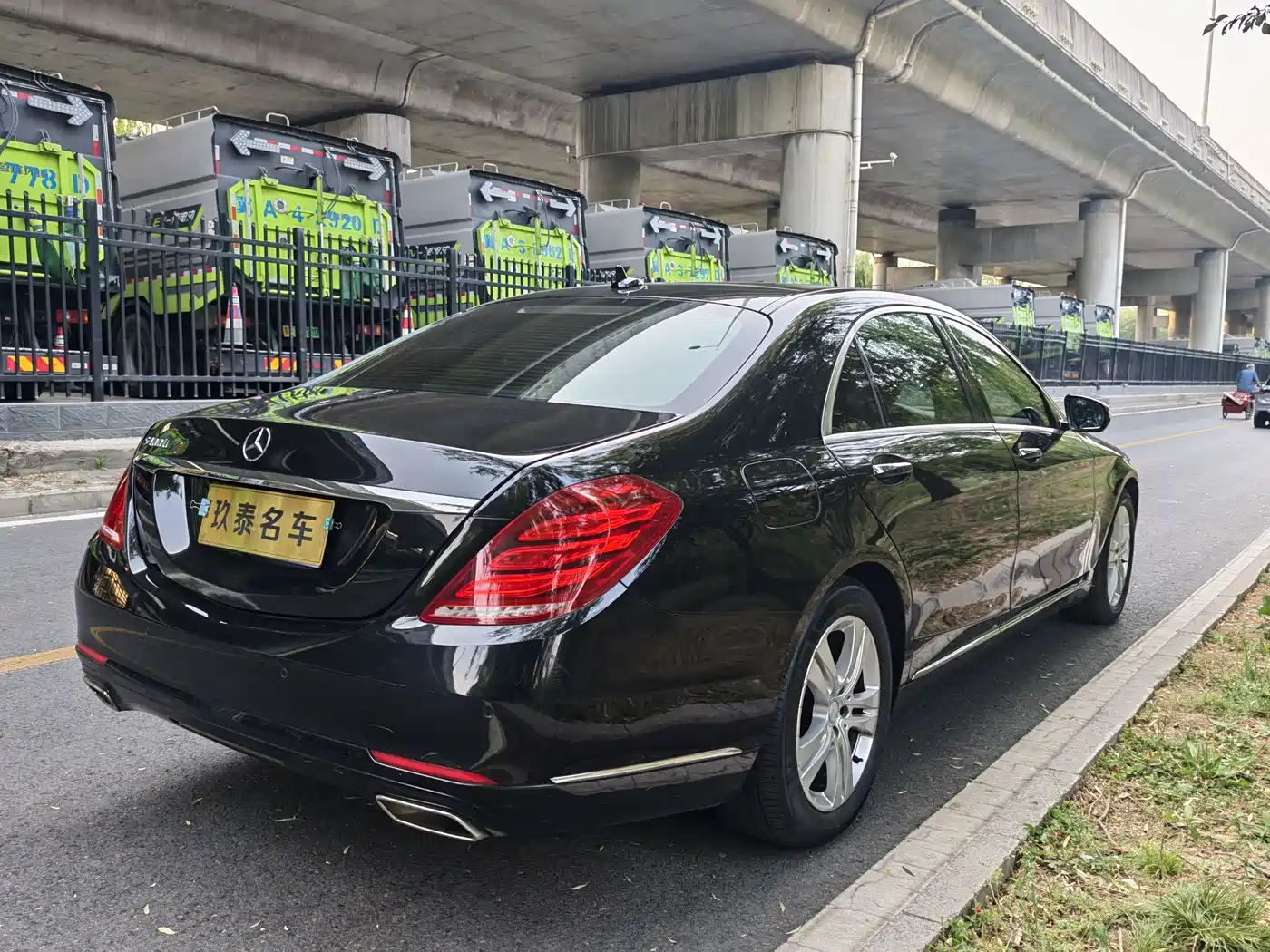 Mercedes-Benz S-Class 2017 S 320 L Luxury фото 7
